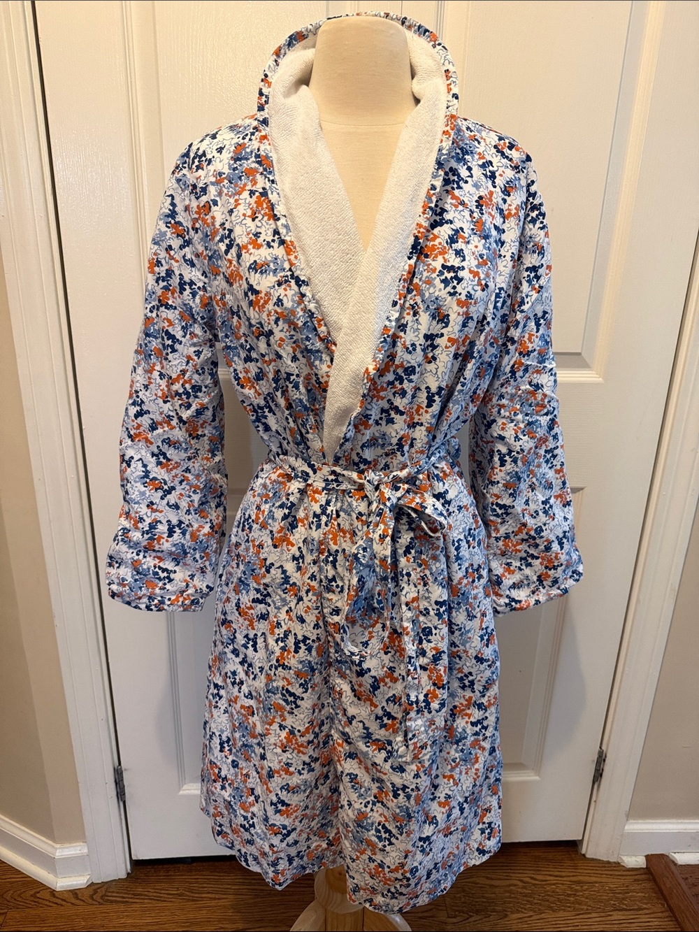 Yves Delorme Cozy Floral Plush Terrycloth lined Robe - Blue & Orange L